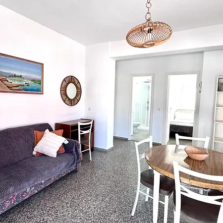 Perlas Vybdenia 아파트 *